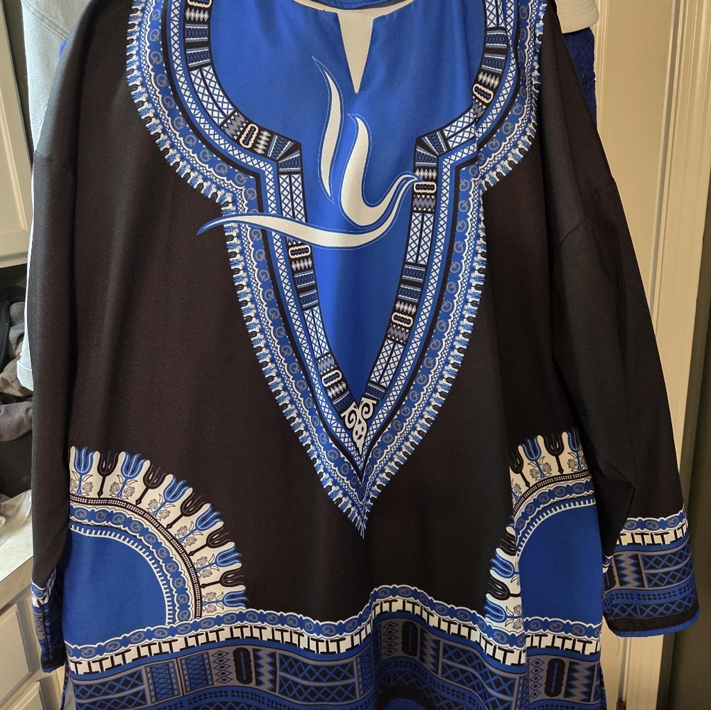 Zeta Blue and Black Dashiki Top - Size 3XL
